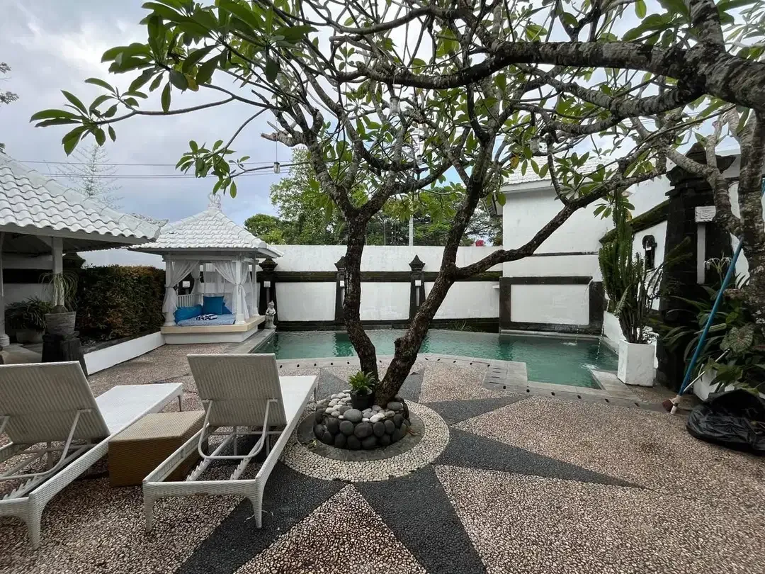 Villa Mewah 2 Kamar dengan Kolam Renang Pribadi di Kerobokan Bali - Image 10 of 10