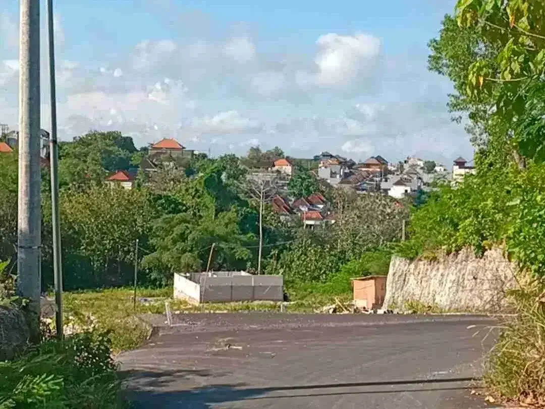 Tanah Zona Kuning dekat Jalan Dharmawangsa dan Pantai Pandawa Bali - Image 1 of 3