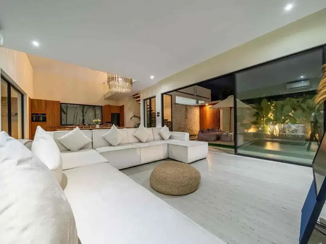 For Lease Luxury Villa in Seminyak Beach - Image 3 of 10