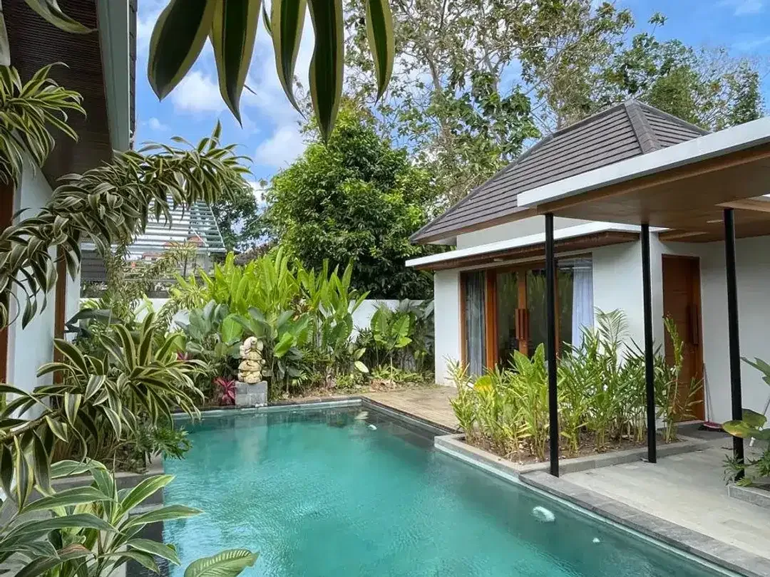 For Rent Beautiful 3 Bedrooms Villa in Puri Gading Jimbaran - Image 3 of 10