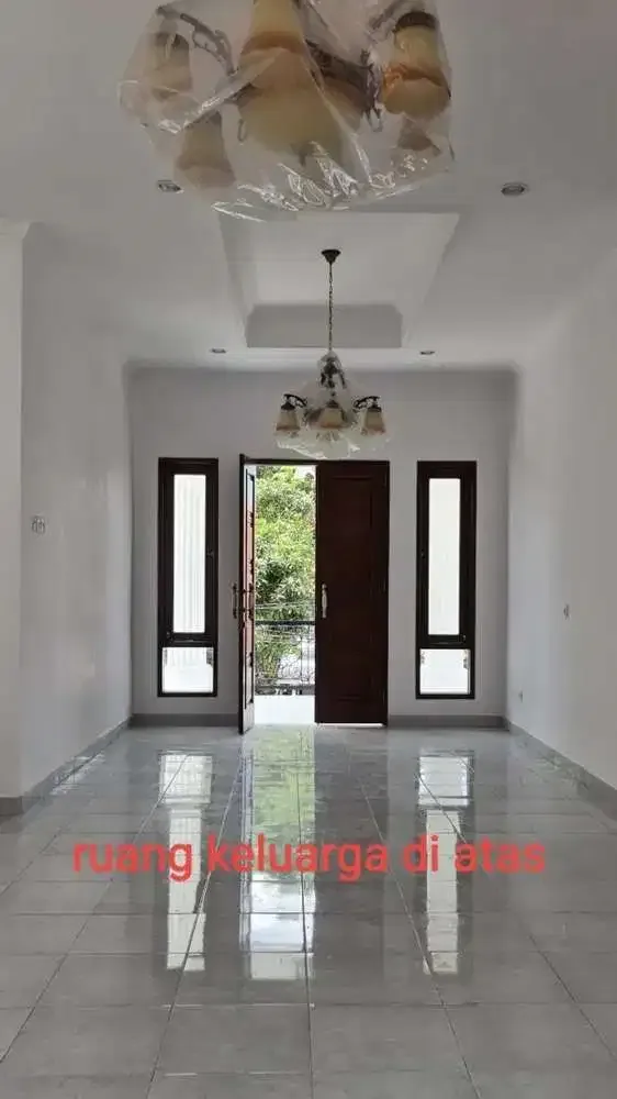 Jual rumah MEWAH di Taman griya Jimbaran Bali.6kt,5km,Luas tanah 226m2 - Image 7 of 10