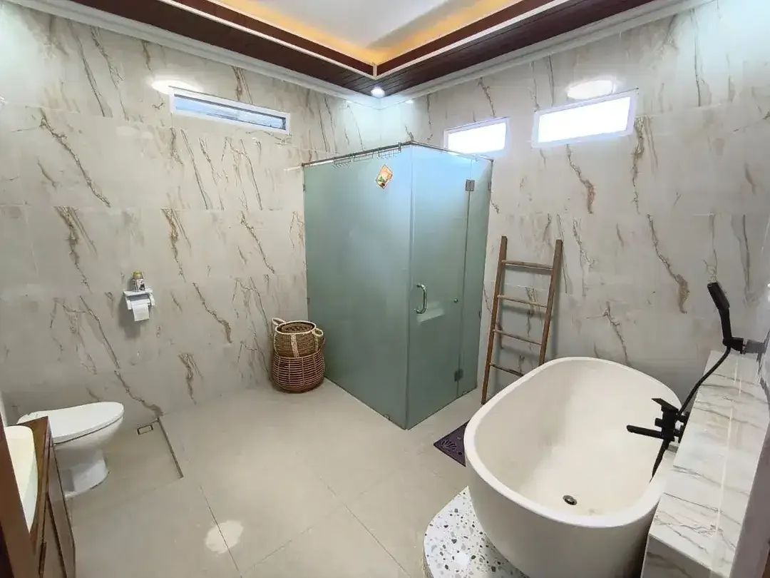 Modern and Chic Villa MURAH Dekat Jalan Siligita, Nusa Dua - Image 4 of 10