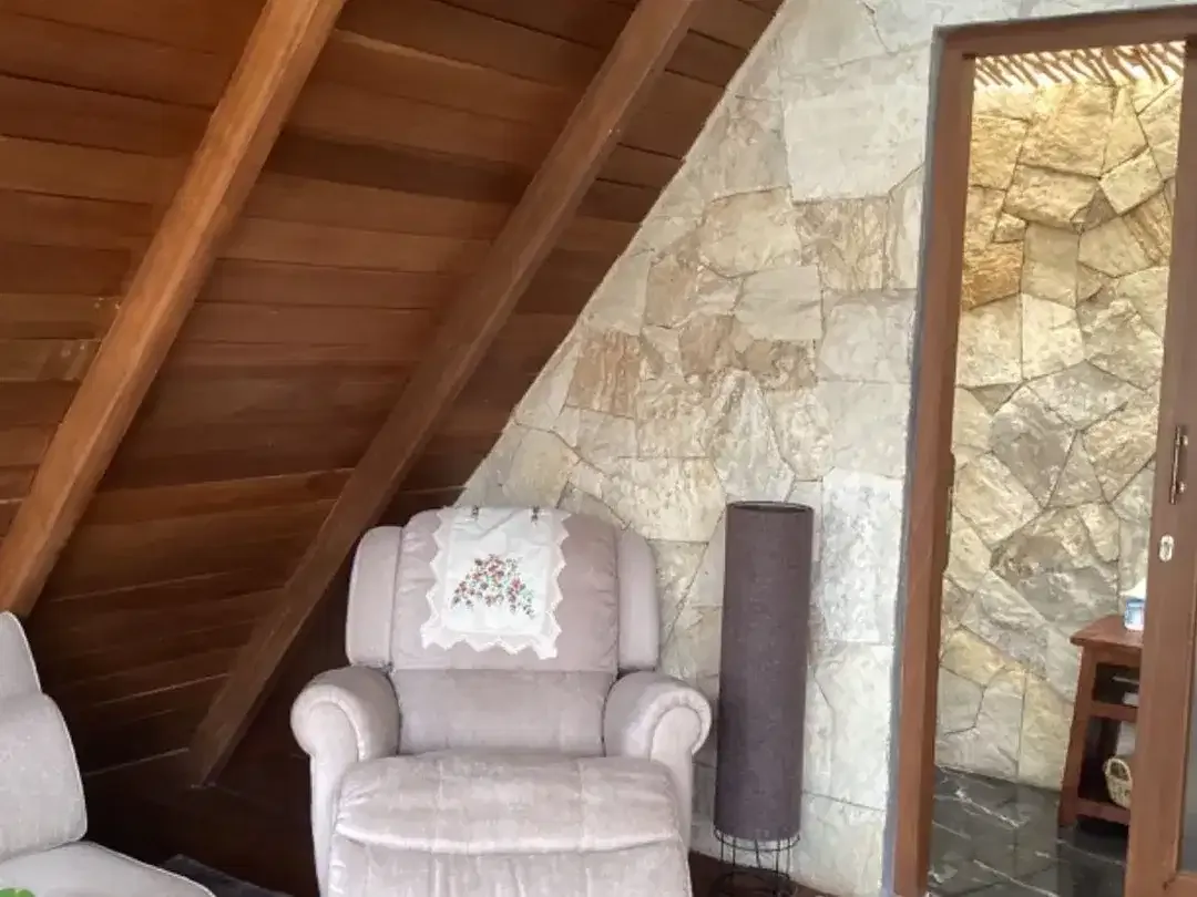 Freehold - Mezzanine Villa 2 Bedrooms In Kerobokan Bali - Image 10 of 10
