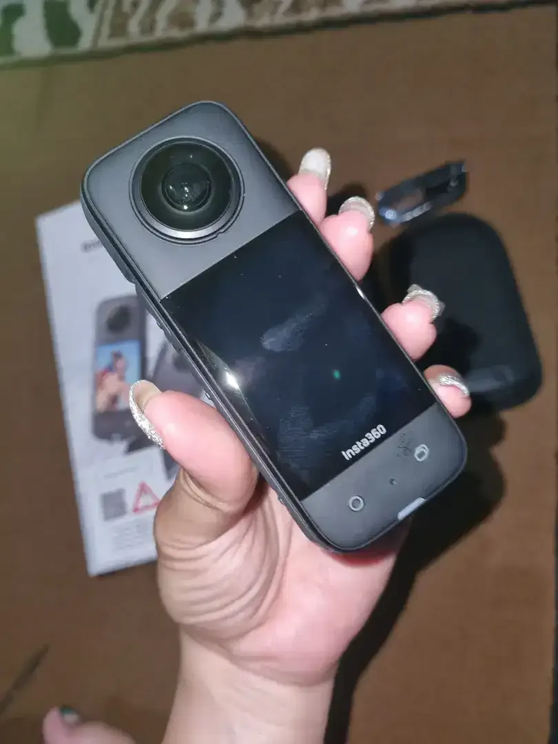 Insta360 x3 kit + invisible stick - Image 2 of 5