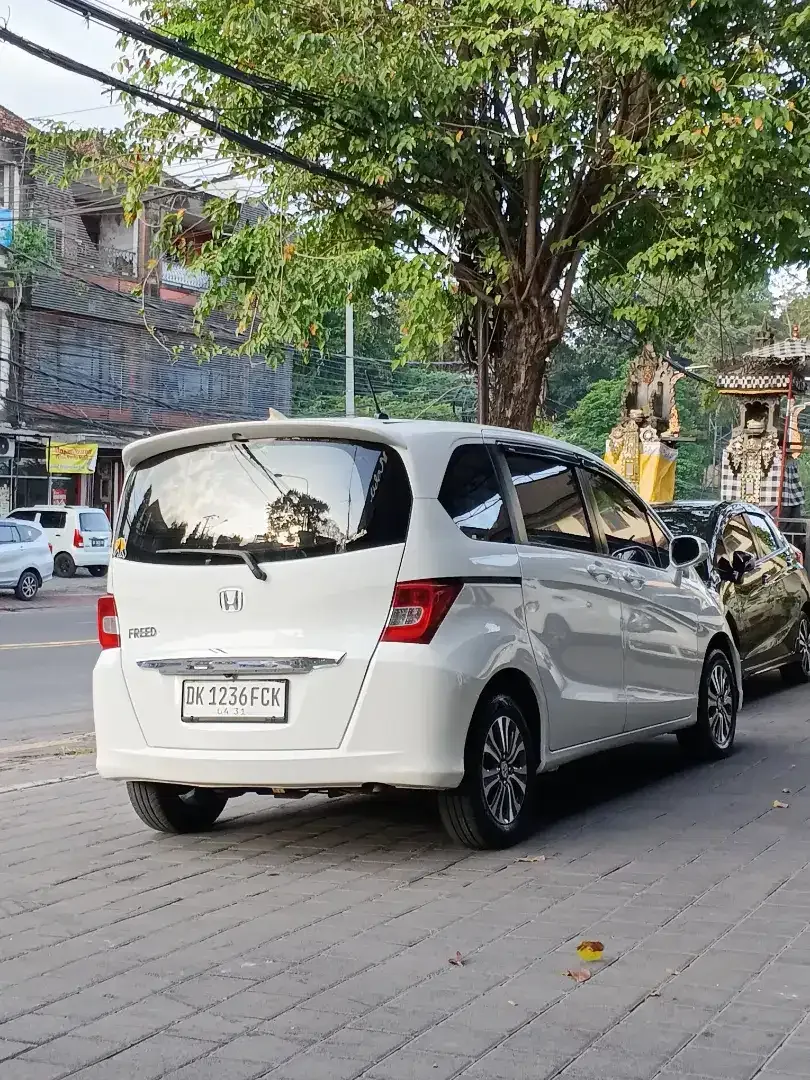 HONDA FREED PSD DOUBLE BLOWER AUTOMATIC - Image 3 of 10