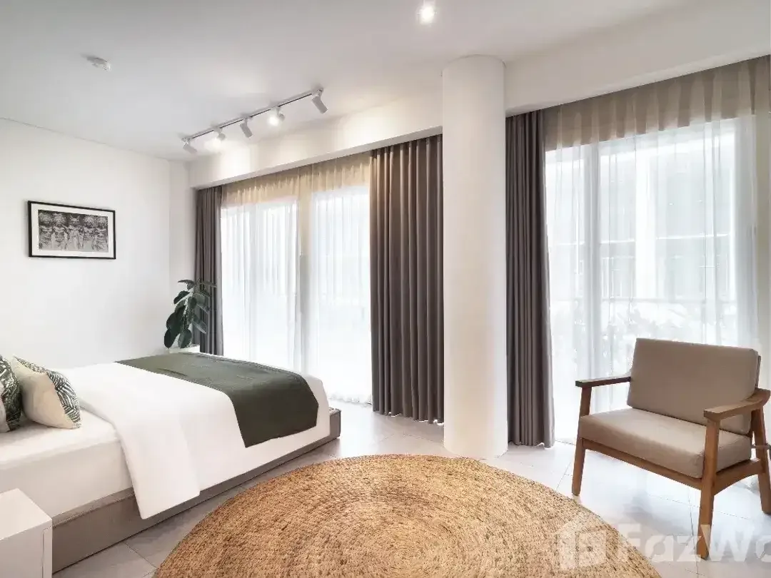 Ocean View Sky Pool 2BR Penthouse in Berawa, Private Rooftop - Image 4 of 10