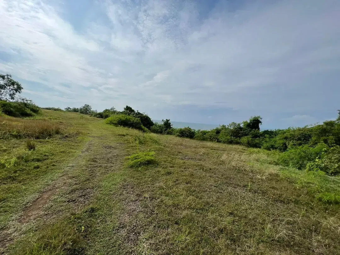 Tanah Spektakuler dan Premium View Puncak Tebing & Lapangan Golf - Image 7 of 7