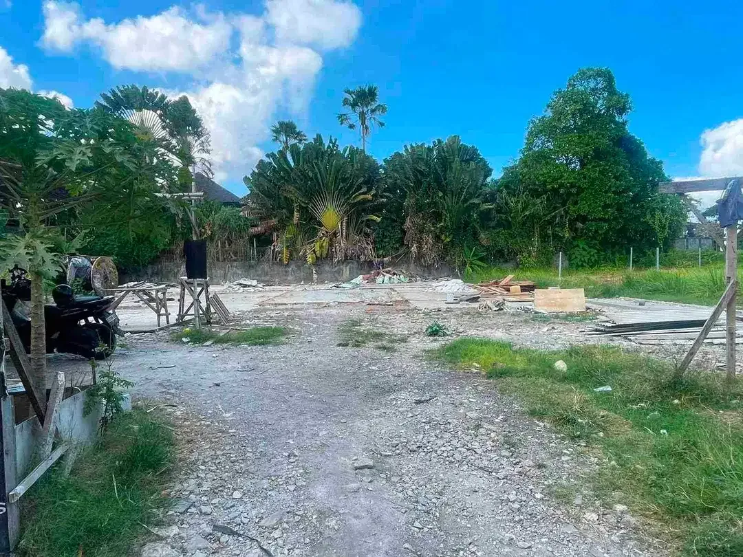 Dijual lahan kecil di kawasan elit dan mewah, lokasi premium hanya 3 menit berjalan kaki ke pantai Berawa Canggu - Image 2 of 4