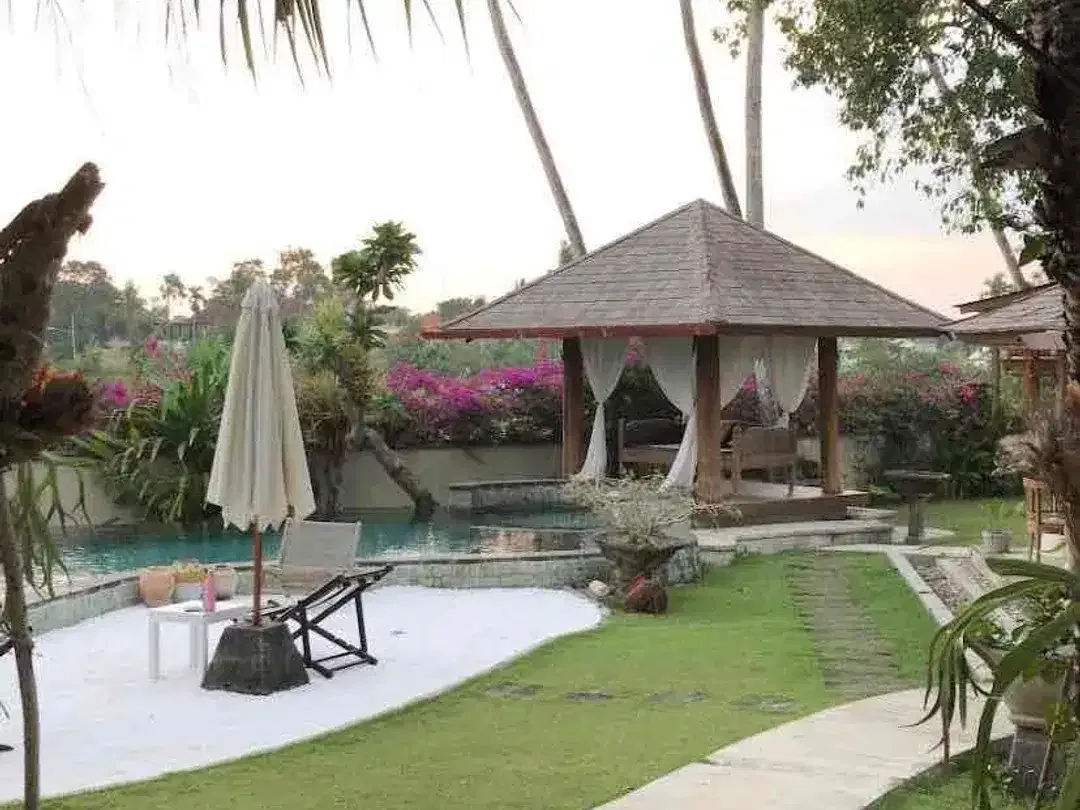 DI JUAL MURAH TANAH + BANGUNAN VILLA DI CANGGU - Image 1 of 10
