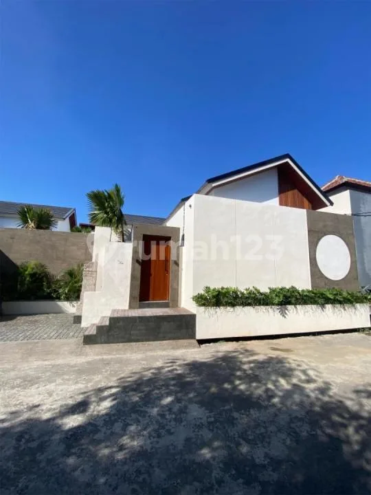 For Rent New Modern Villa At Pererenan Canggu Kuta Bali - Image 3 of 4