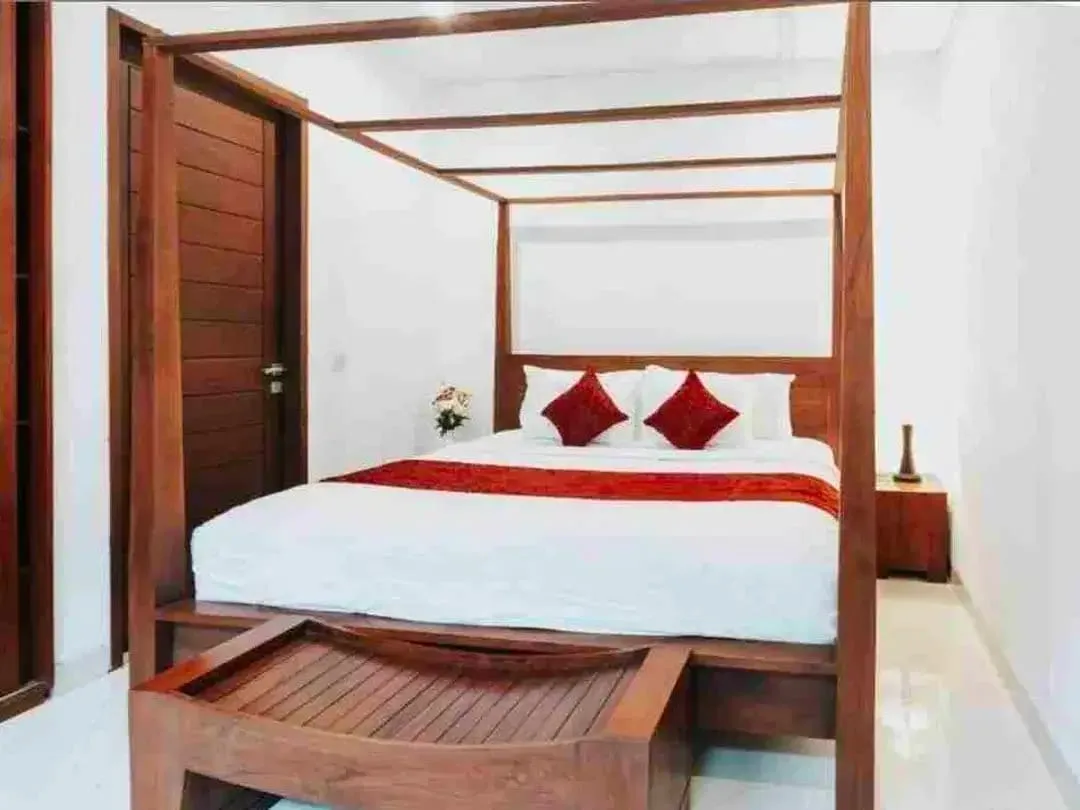 jual villa penginapan 8 kamar di jl.Bumi Ayu Sanur Bali - Image 5 of 7