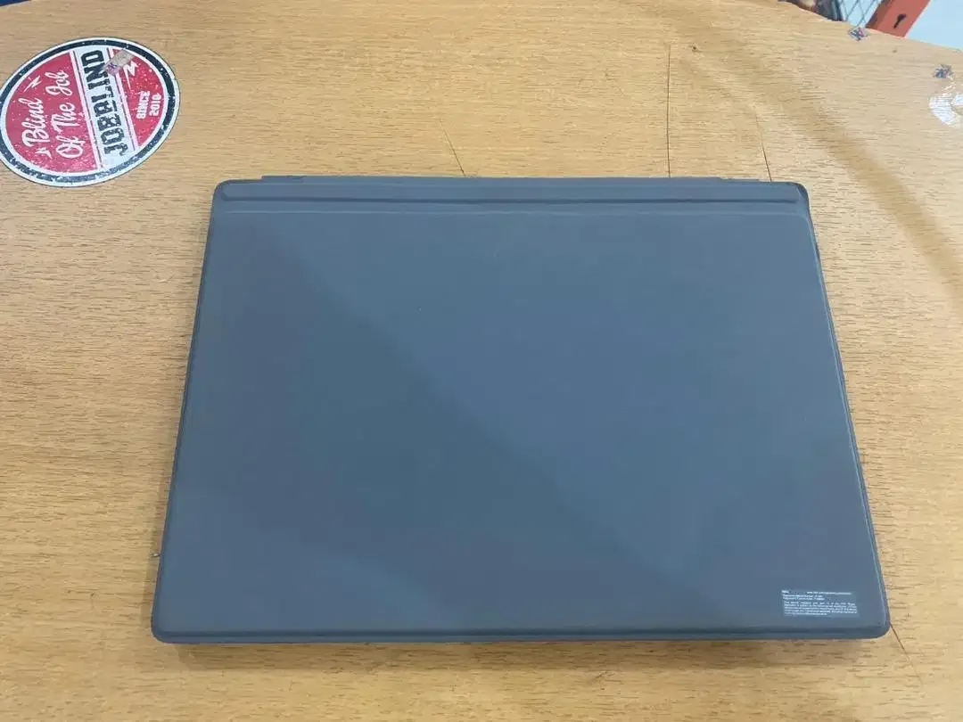 DELL Latitude 7210 2in1 Core i5Gen10 Ram 8GB SSD 256GB Slim Touchscren - Image 10 of 10