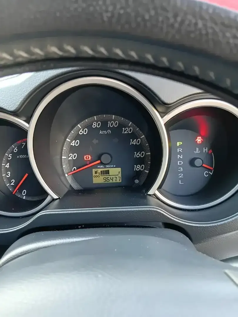 Toyota Rush 1.5 S TRD Matic 2014 Putih 1 Nama Odo 96 Rb - Image 8 of 10