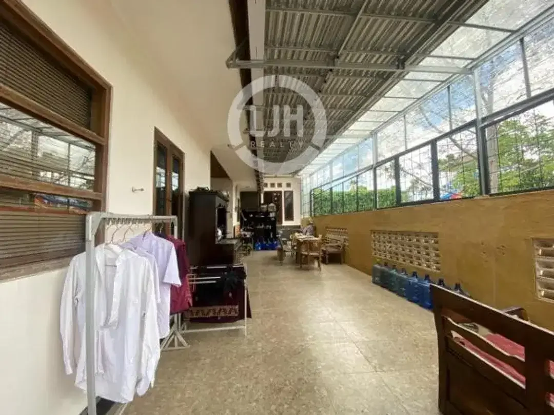 5 Bedroom House Area Ubung Kaja, Denpasar, Close to Citraland Waterpark and Main Road Cargo Permai - Image 5 of 6