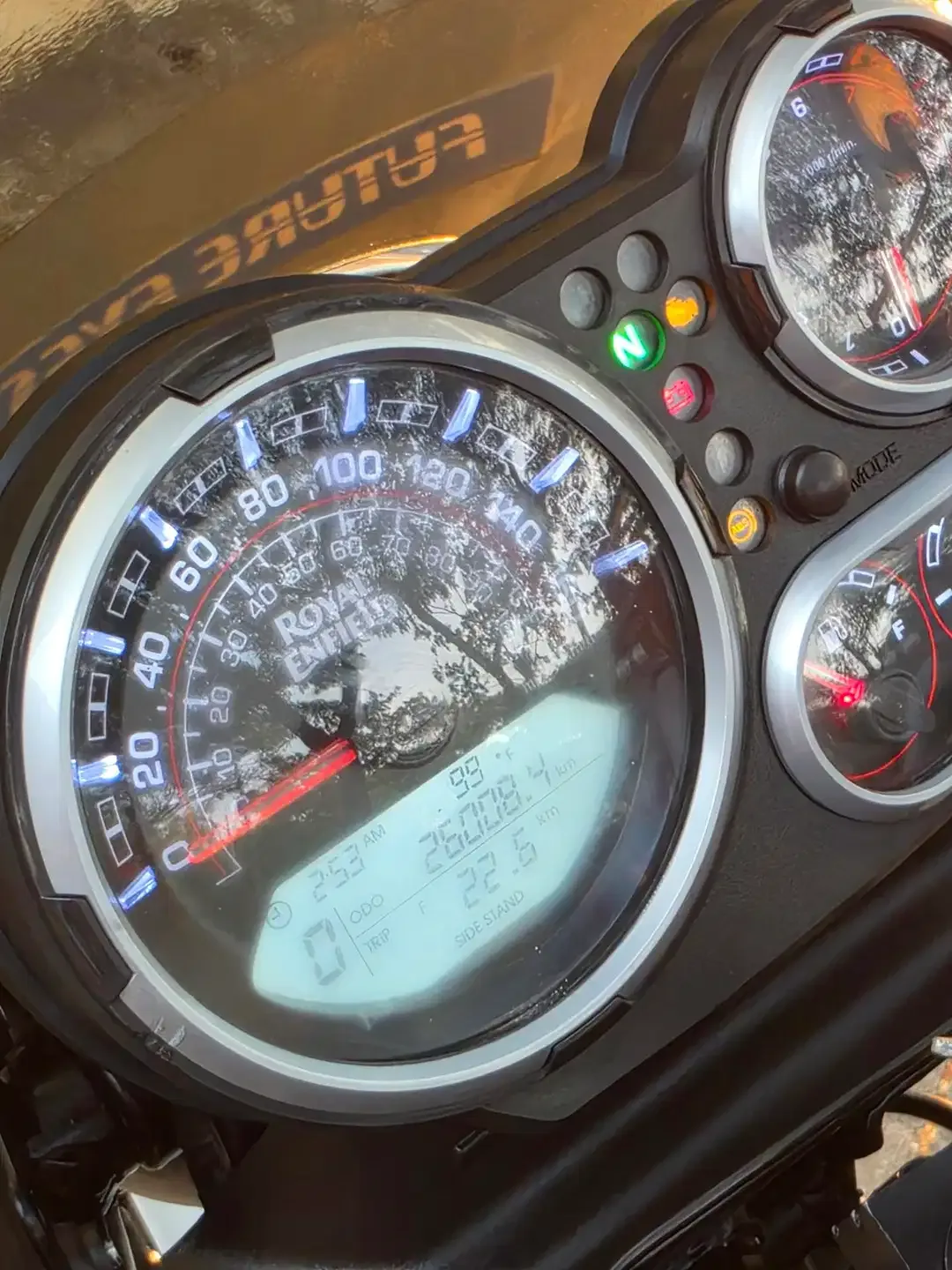 Moge Naked Royal Enfield Himalayan 411 Th 2020 ABS Siap Gas Turing - Image 5 of 9