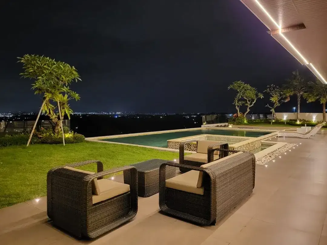 4 Bedrooms Luxury Spektakuler Unblock View Villa di Jimbaran - Image 3 of 10