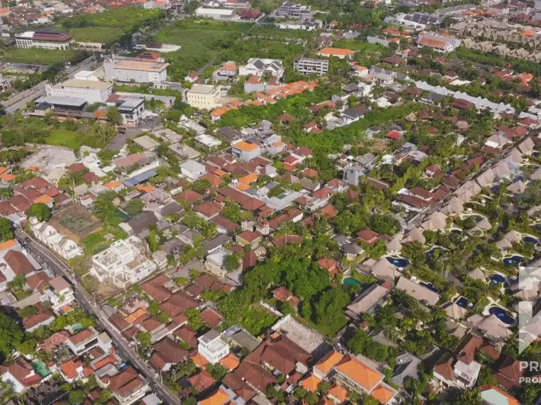 Tanah Kavling Kecil di Tepi Pantai Seminyak Bali Dijual Hak Milik - Image 8 of 10