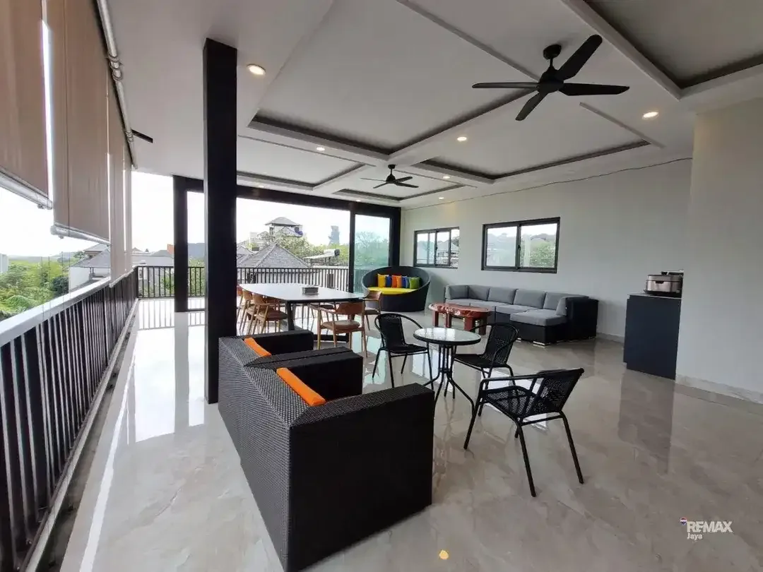 Villa in Ungasan, Prime Location & Spectacular Views For Rent. - Image 9 of 10