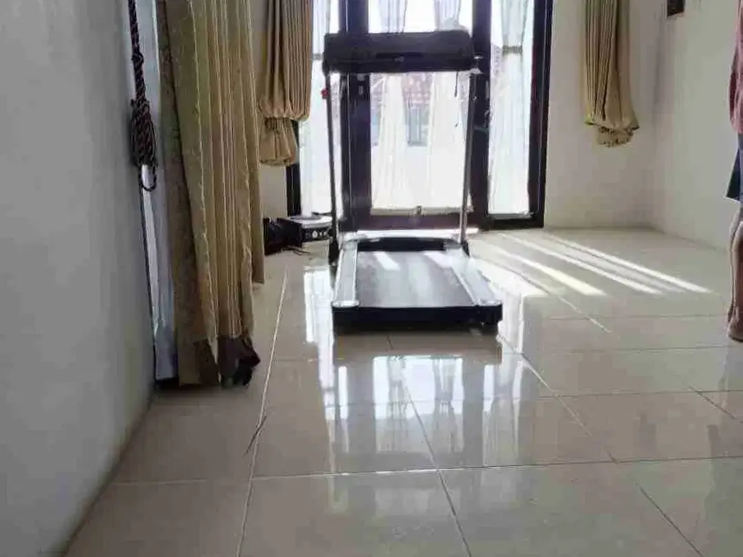RUMAH BARU LANTAI II MEGAH DAN KOKOH DI DEKAT GUNUNG CATUR GATSU BARAT DENPASAR DEKAT KE MC DONALD DLL - Image 9 of 10