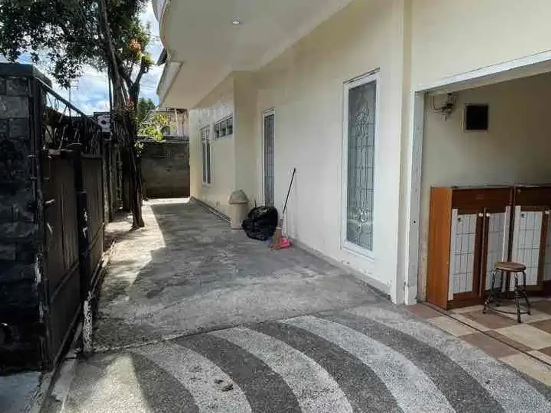 Di Jual Hunian Exclucive 2 Lantai
Jl. Pulau Ayu no.9, Kel. Dauh Puri
Kec. Denpasar Barat, Bali - Image 3 of 10