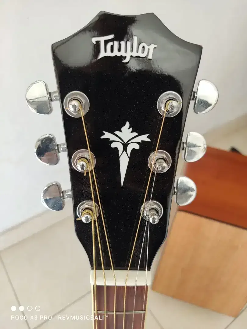 Gitar akustik merek taylor coklat /brwon akustik custom - Image 2 of 3