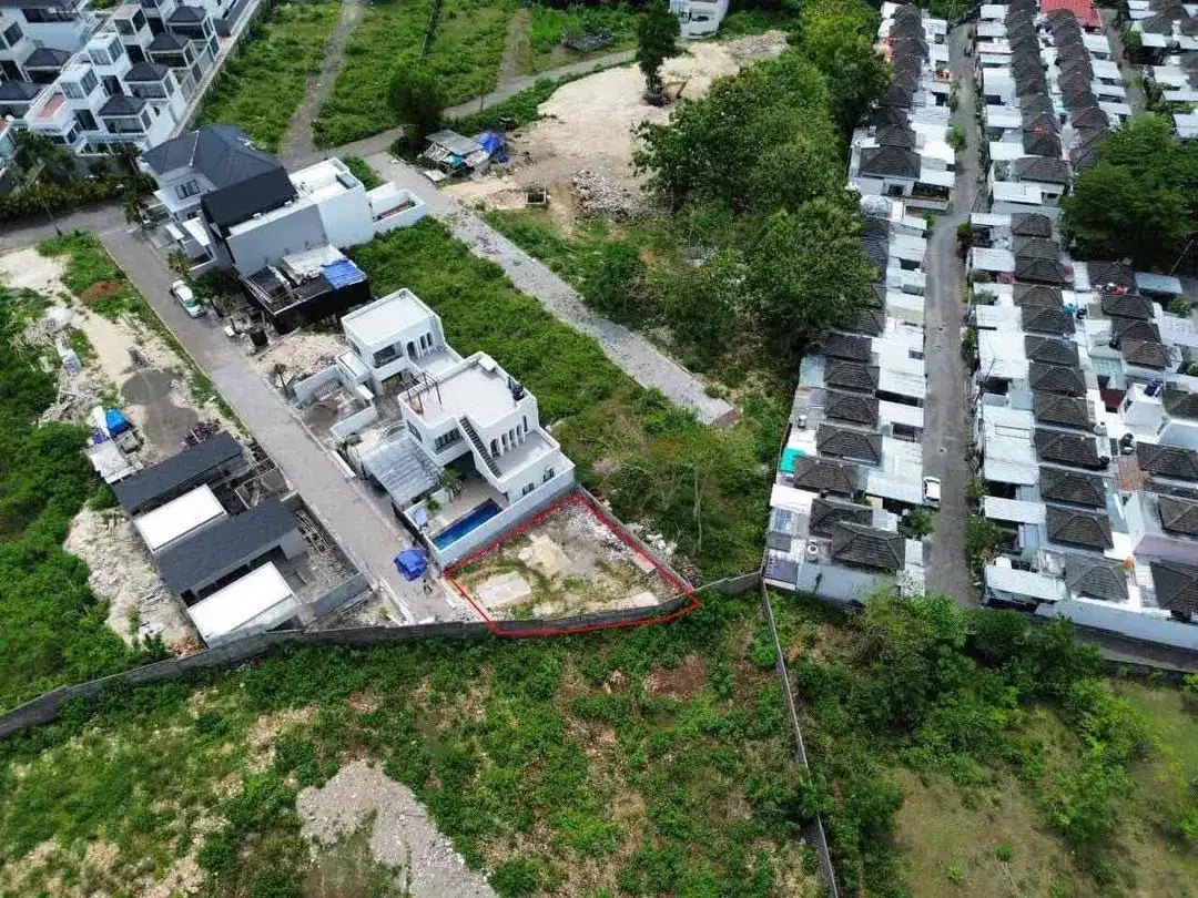TANAH DALAM LINGKUNGAN CLUSTER BELLEVUE DEKAT STP DARMAWANGSA NUSA DUA - Image 1 of 7
