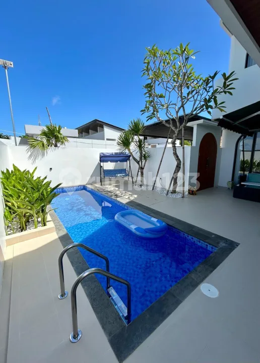 Villa One Gate System Private Pool di Nusa Dua Cn - Image 1 of 4
