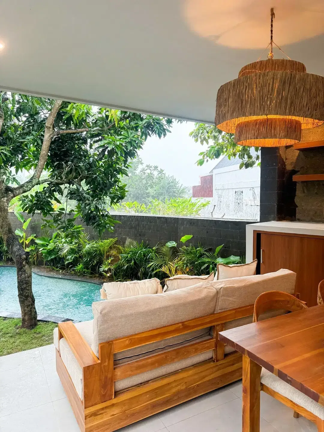 VILLA READY BARU 2 BR PRIVAT POOL DEKAT CANGGU LOKASI STARTEGIS - Image 7 of 10