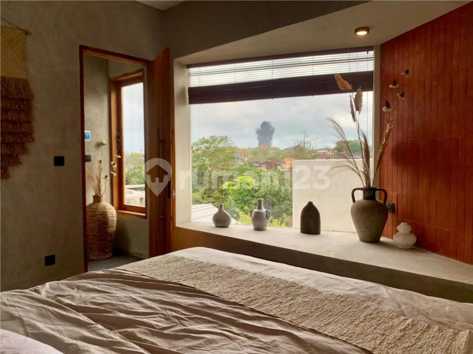Dijual Villa Baru View Gwk Full Furnished di Ungasan - Image 1 of 4