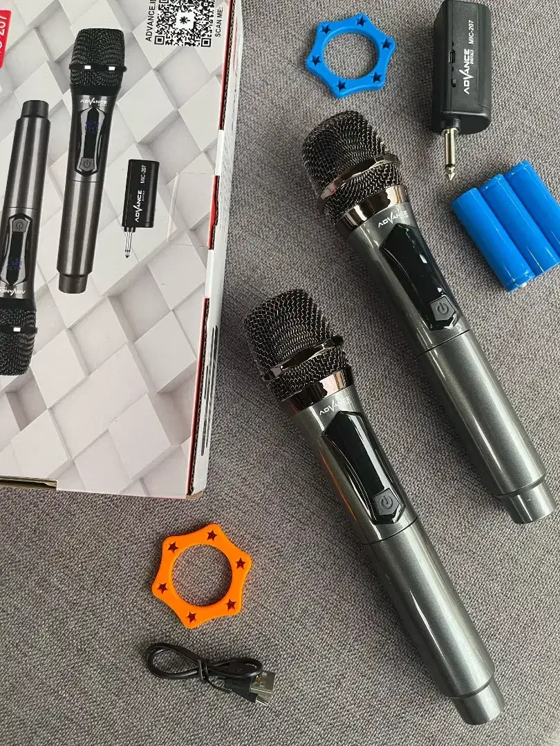 Baru merk ADVANCE 207 mic wireles isi 2 pcs - Image 1 of 3