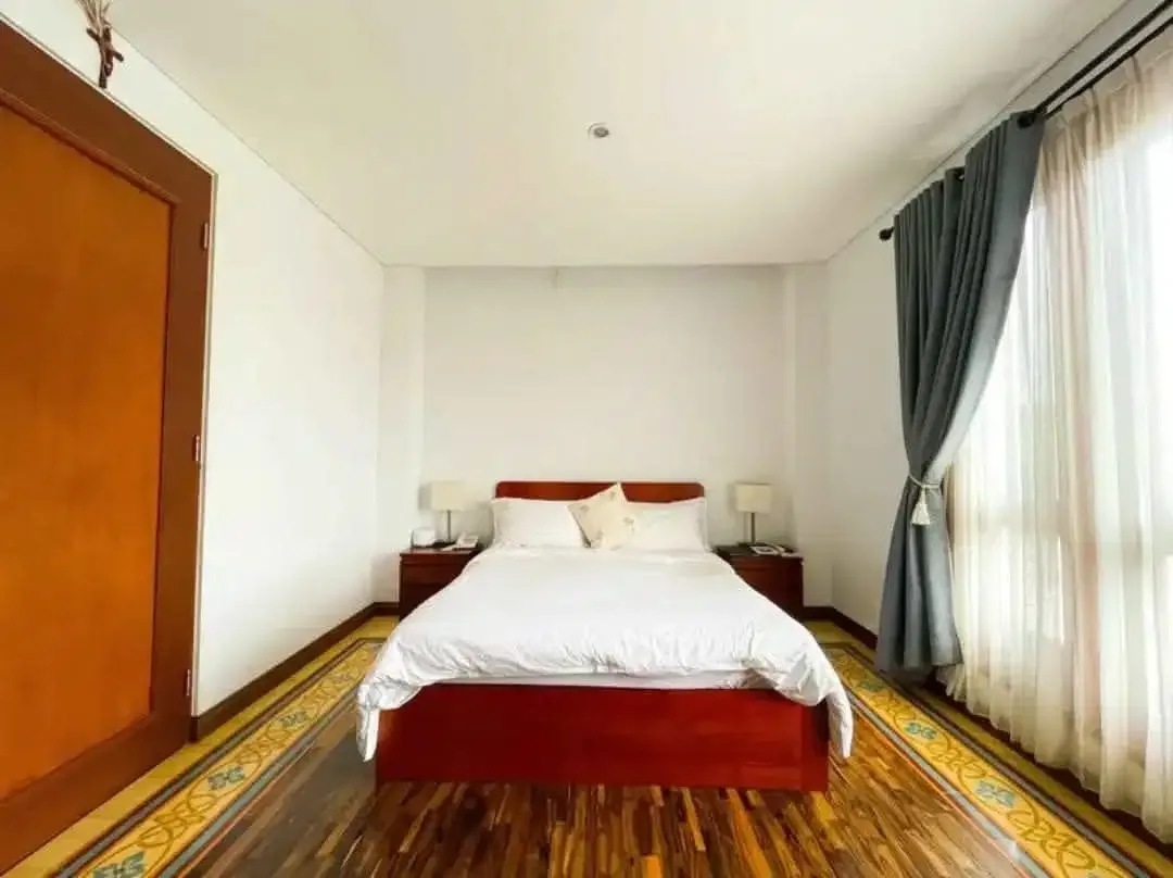 Villa Mewah Gaya Kolonial 5 Kamar di Umalas Bali - Image 10 of 10