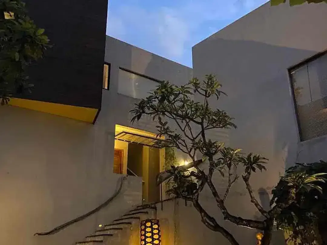 Di jual hotel bintang 3 bumbak
umalas.kerebokan kuta utara Bali - Image 1 of 10