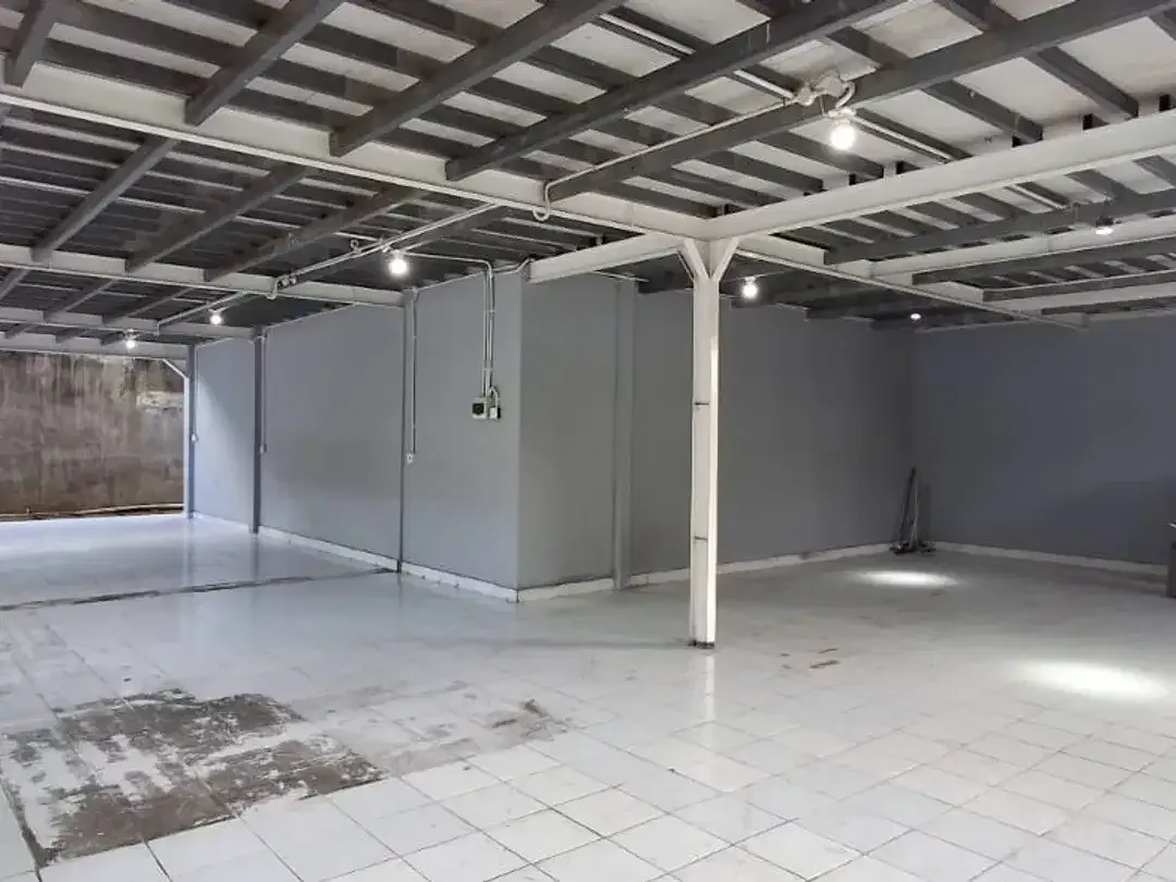 Disewakan Gudang dan tempat usaha di Gatsu Tengah - Image 3 of 8
