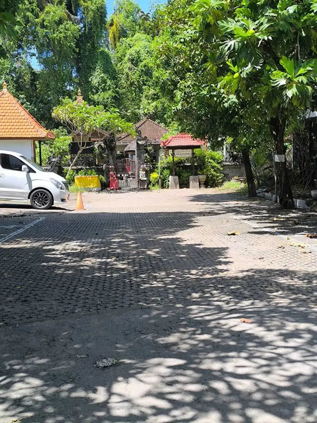 Tanah Premium Beach Front Pantai Seminyak badung - Image 3 of 10