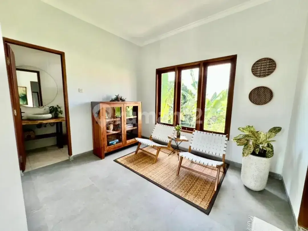 For Sale Villa Fully Furnished SHM 2 Lantai Jimbaran Bali - Image 6 of 9