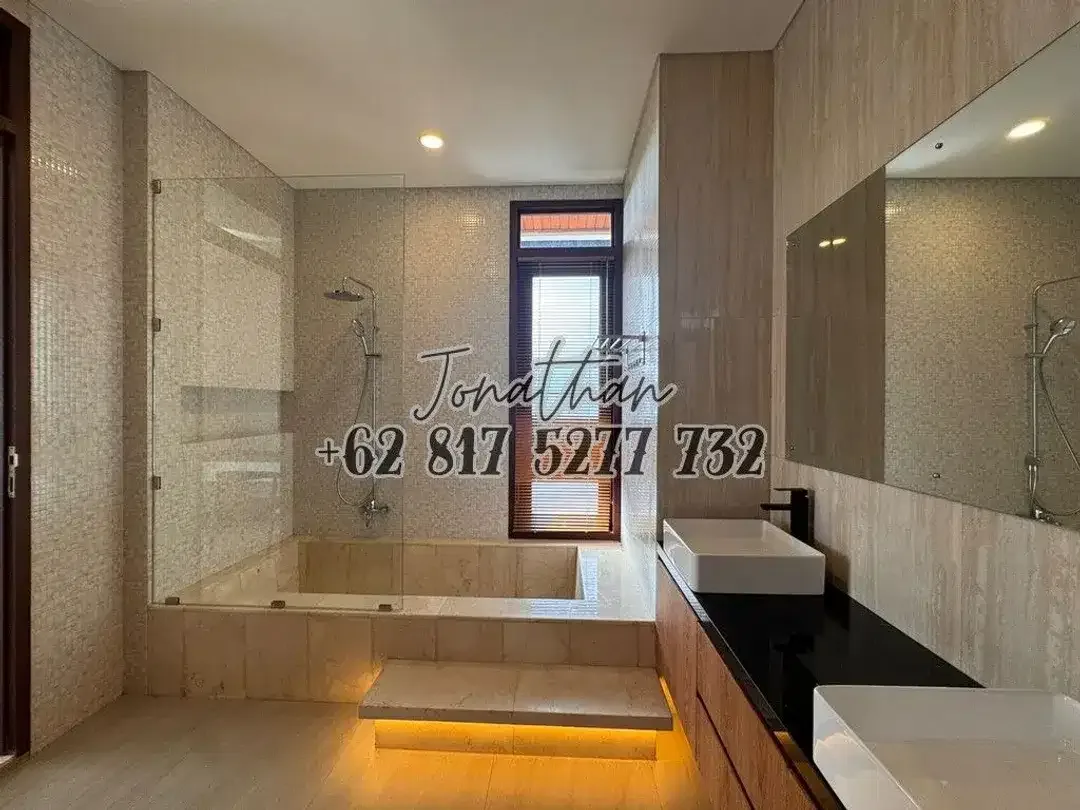 VILLA 5 KAMAR DI PERERENAN DIJUAL DAN DISEWAKAN - VSRO - Image 3 of 10