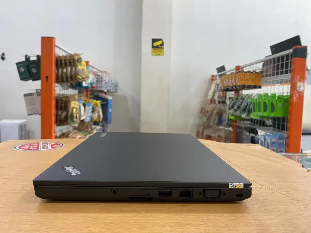 Lenovo ThinkPad T450S Core i7 Ram 8GB SSD 128GB Slim Mulus Murah - Image 6 of 10