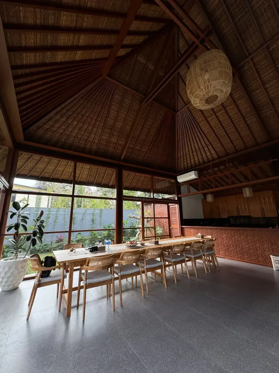 Villa For Sale with Prime location in Uluwatu Bali - Image 8 of 10
