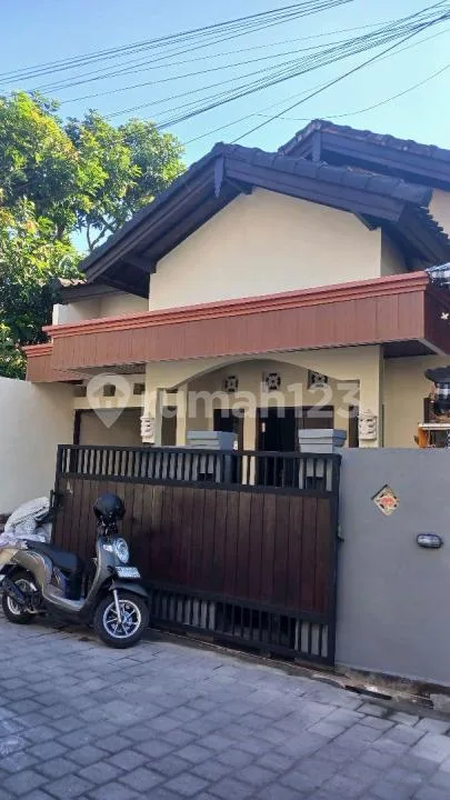 Disewakan Rumah Baru Selesai Renovasi Dekat Living World Mall Denpasar - 2 KT - Image 2 of 4