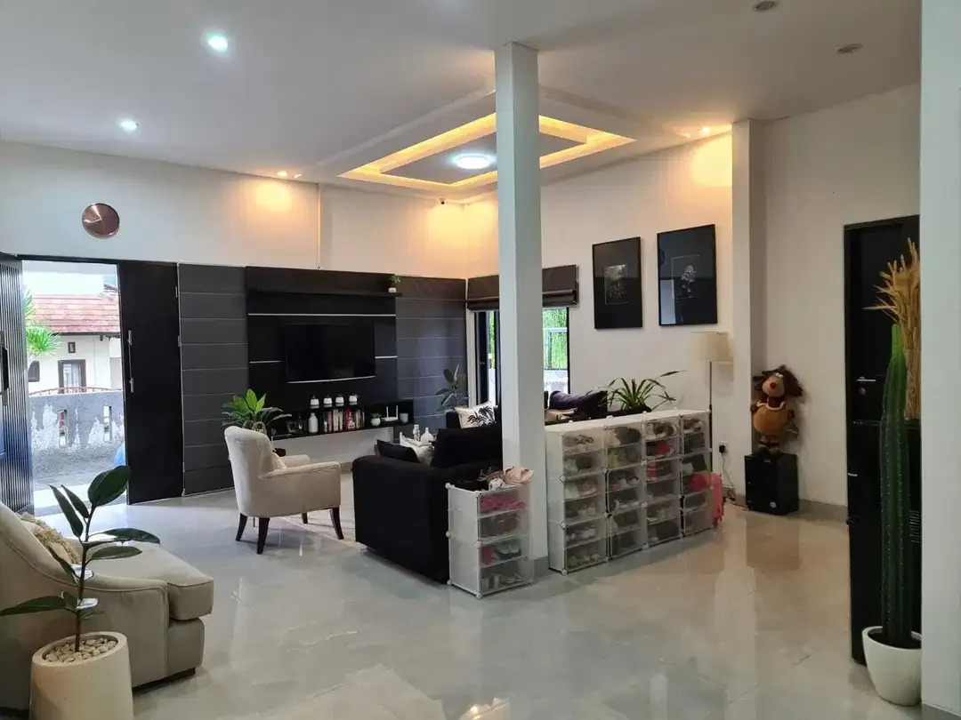 JUAL RUMAH SIAP HUNI FULLY FURNISHED DI JIMBARAN BAWAH - Image 3 of 8