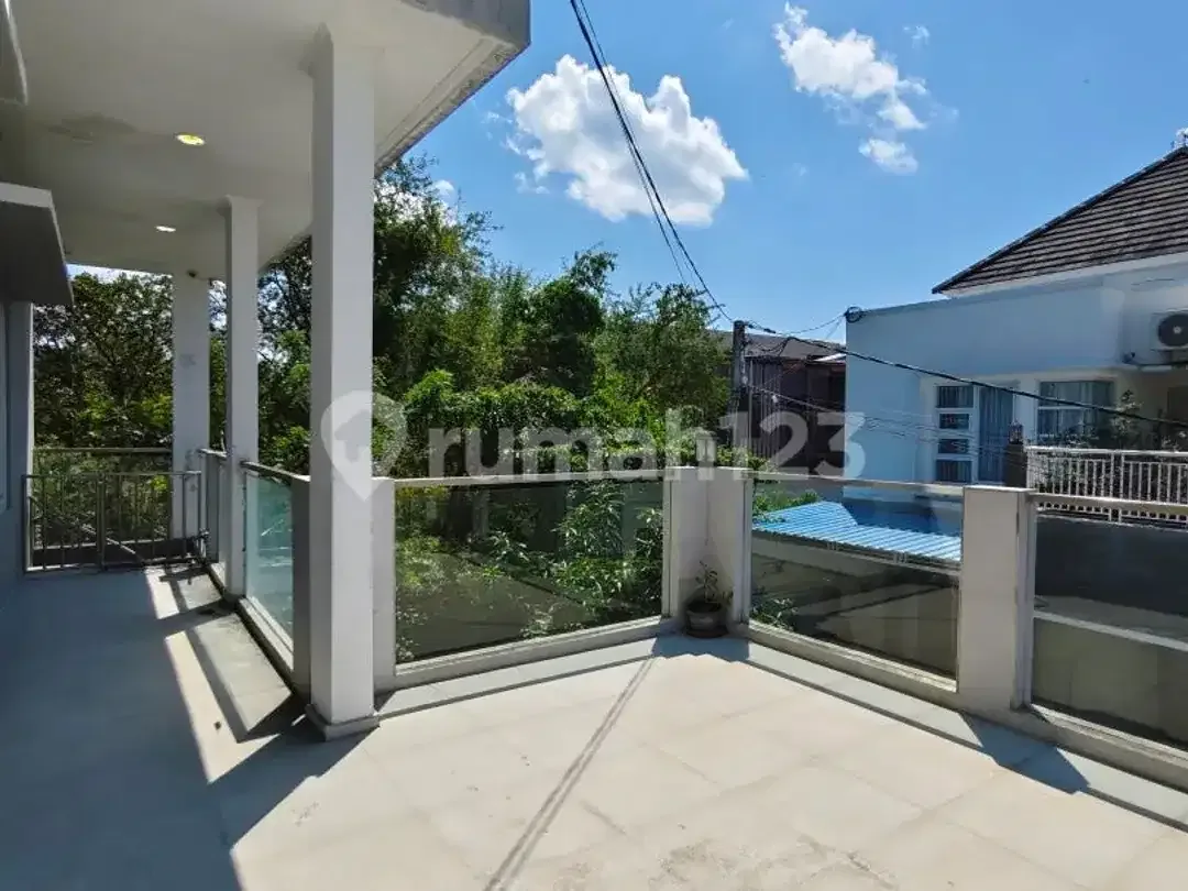 For Sale Rumah 2 Lantai di Cluster Jimbaran Bali - Image 5 of 10