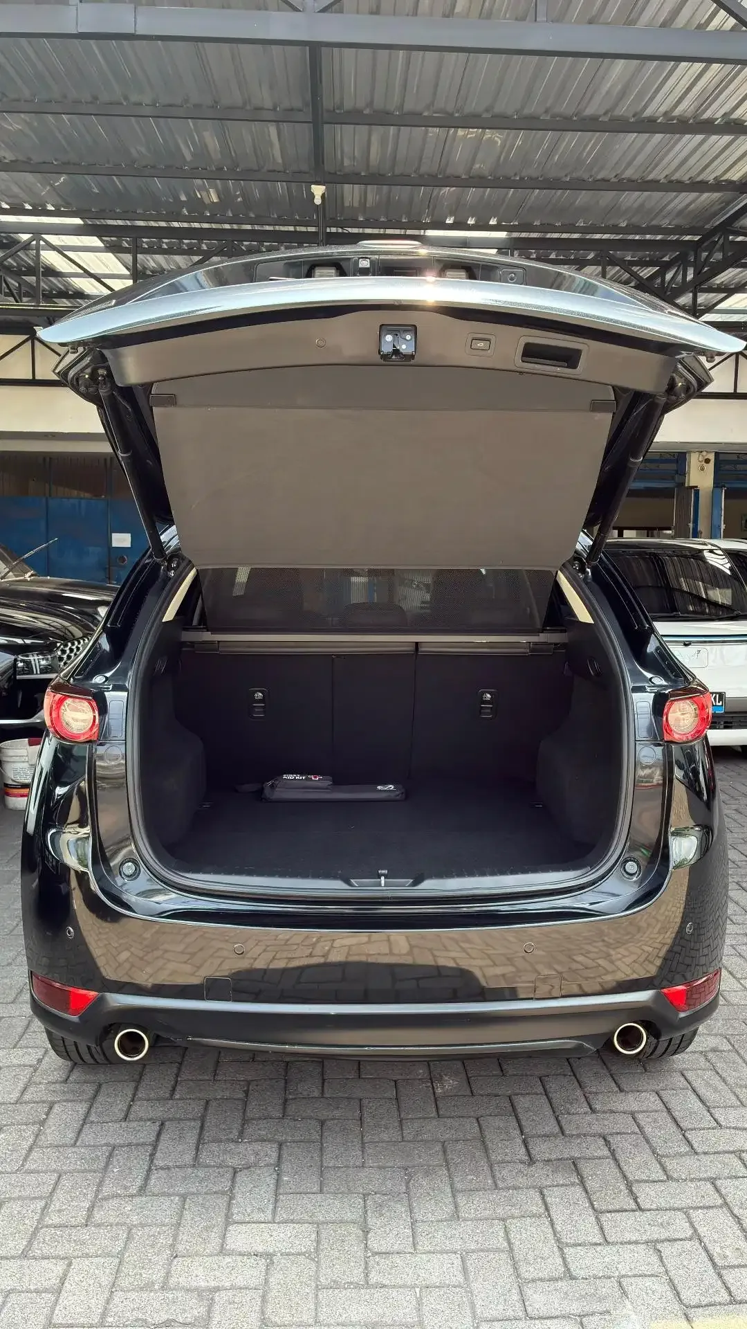 Mazda CX-5 2018 Hitam metalik matic - Image 8 of 10