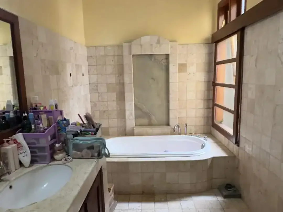 Dijual Rumah Asri Siap Huni Lokasi Strategis Di Kendonganan Bali - Image 8 of 10