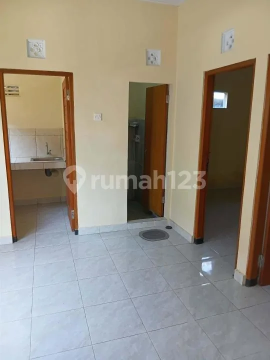 Rumah Kontrakan Unfurnished, Dekat Living World, Denpasar - Image 2 of 4