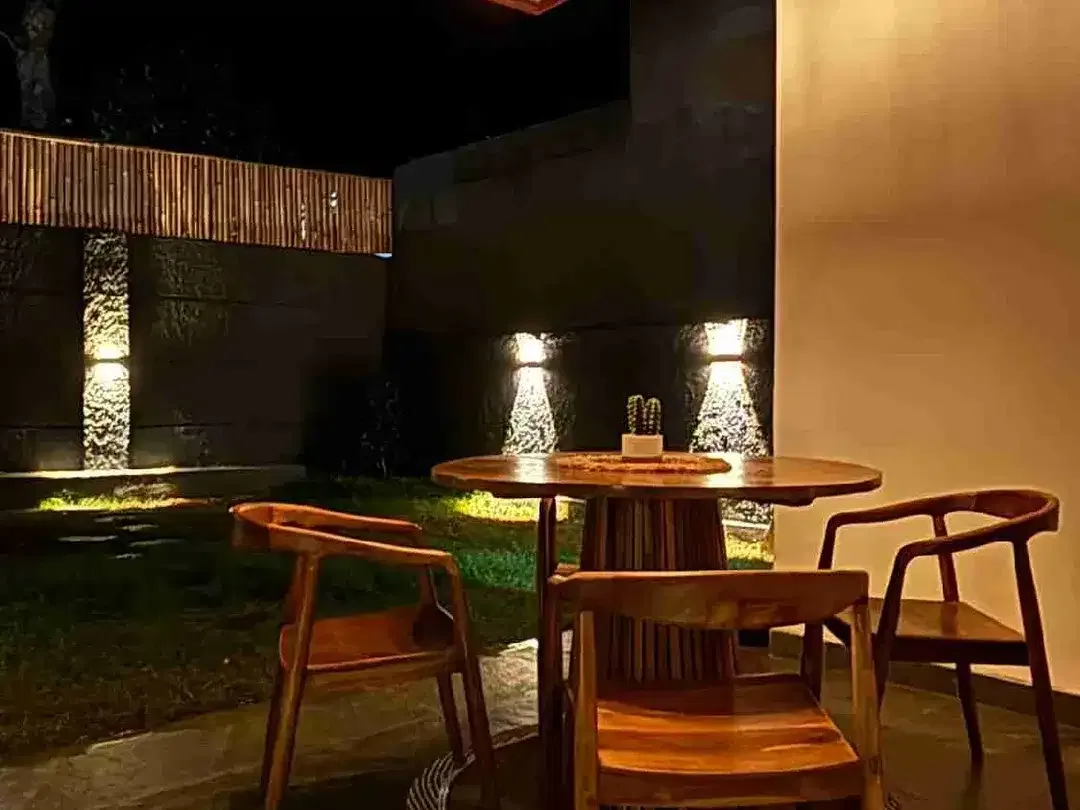 HOUSE FOR SALE IN KAMPIAL NUSA DUA - FULLY FURNISHED - Image 7 of 10