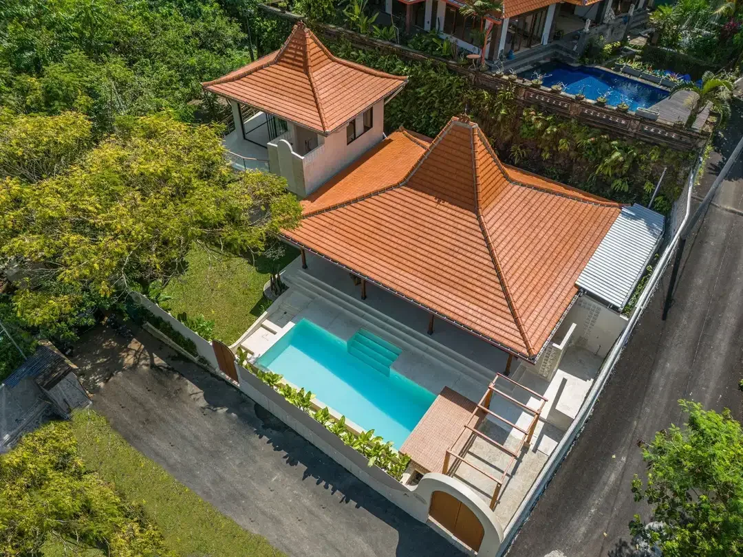 Luxury Villa Mewah View Jungle dan Taman Luas di Ubud - Image 1 of 10