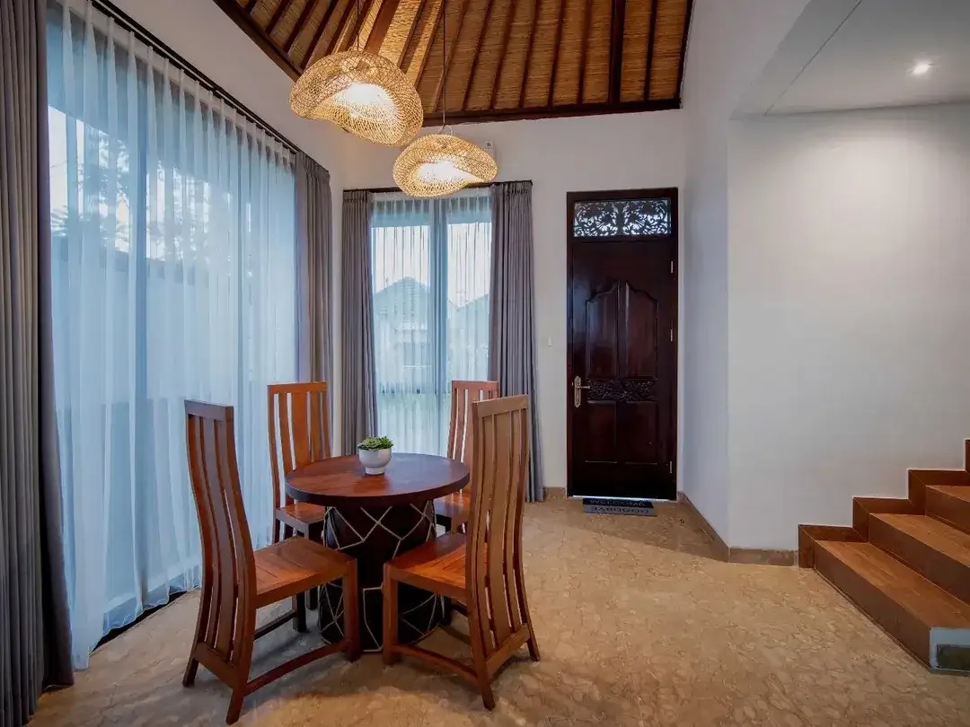 2 BEDROOM MODERN VILLA JIMBARAN - Image 3 of 10