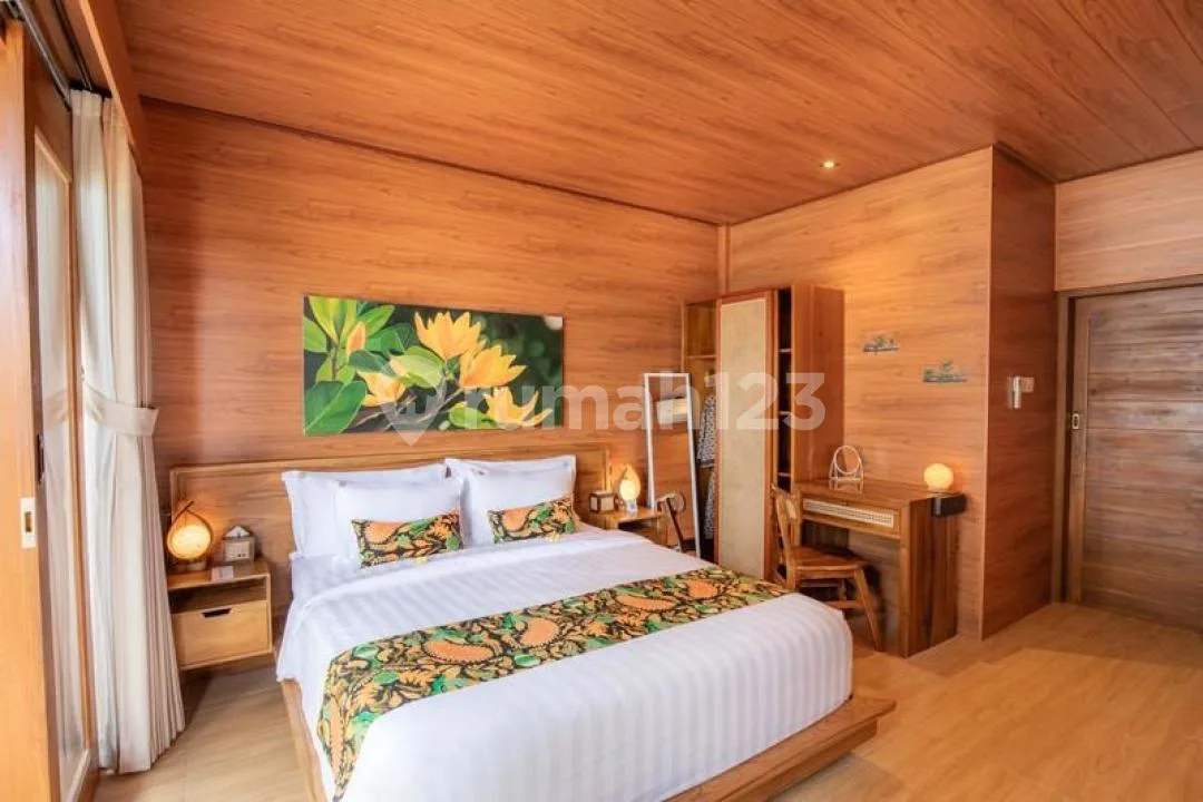 Freehold - Elegant Villa With Panoramic Rice Field Views - Payangan, Gianyar, Bali - Image 2 of 4