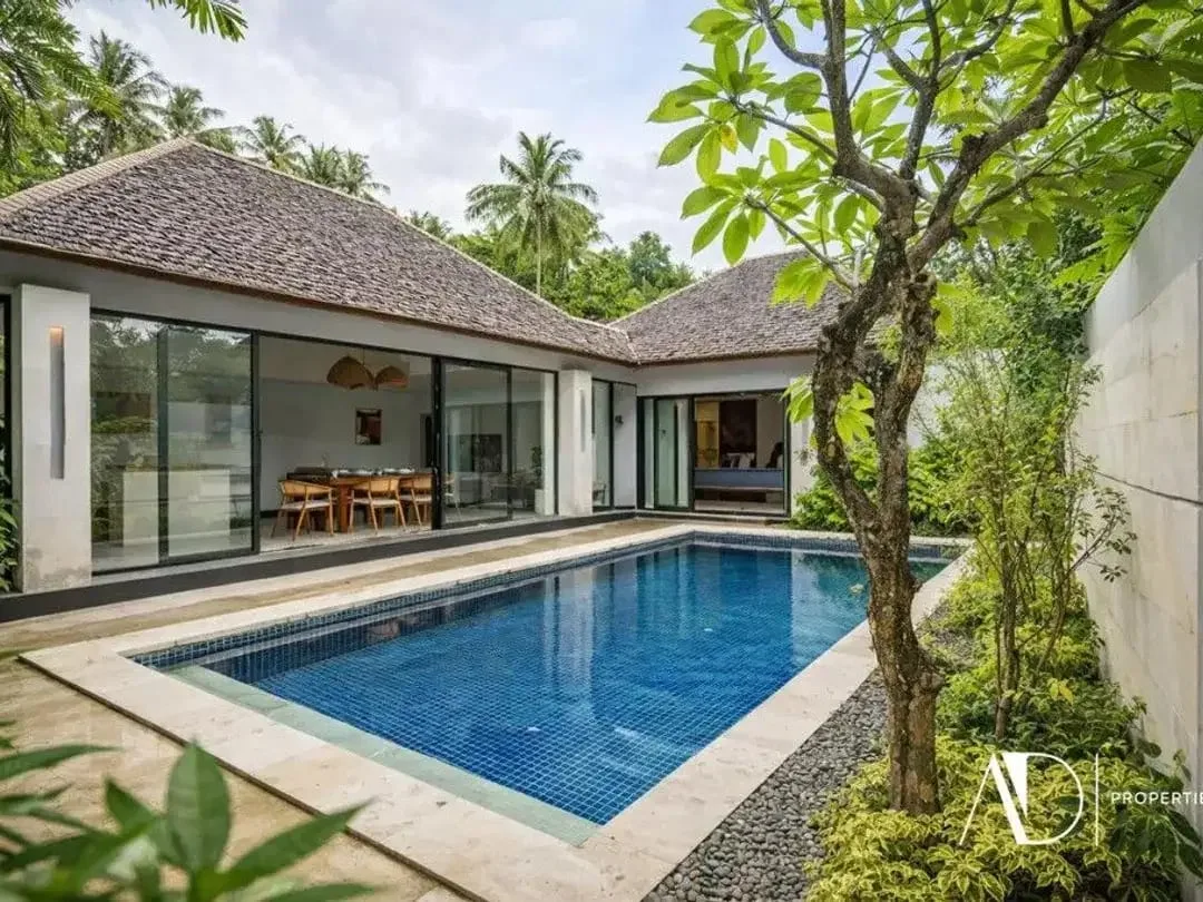 FREEHOLD/LEASEHOLD | FULLY FURNISHED 2-BEDROOM VILLA IN PRIME SEMINYAK - Image 1 of 10