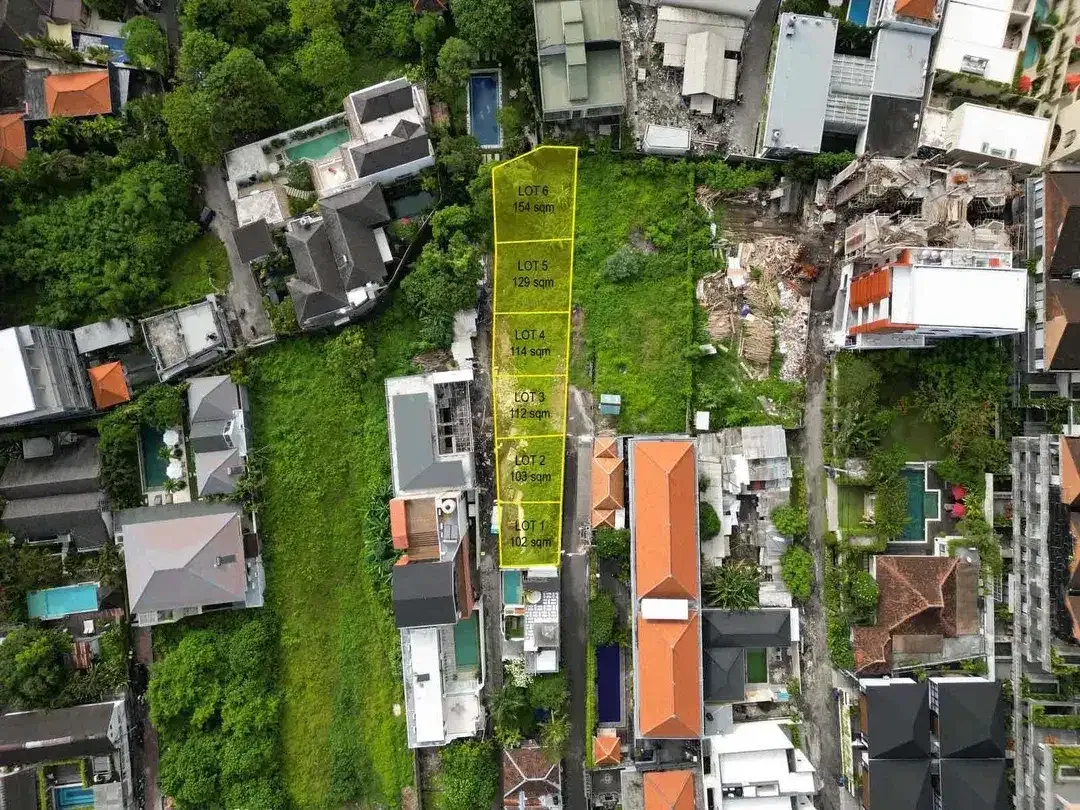 Small Plot Lands in Berawa Canggu, 800 meter to the beach - Image 2 of 4